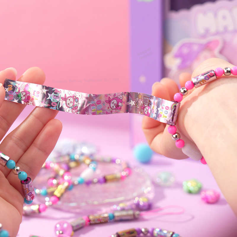Fashion bracelets with roll stickers